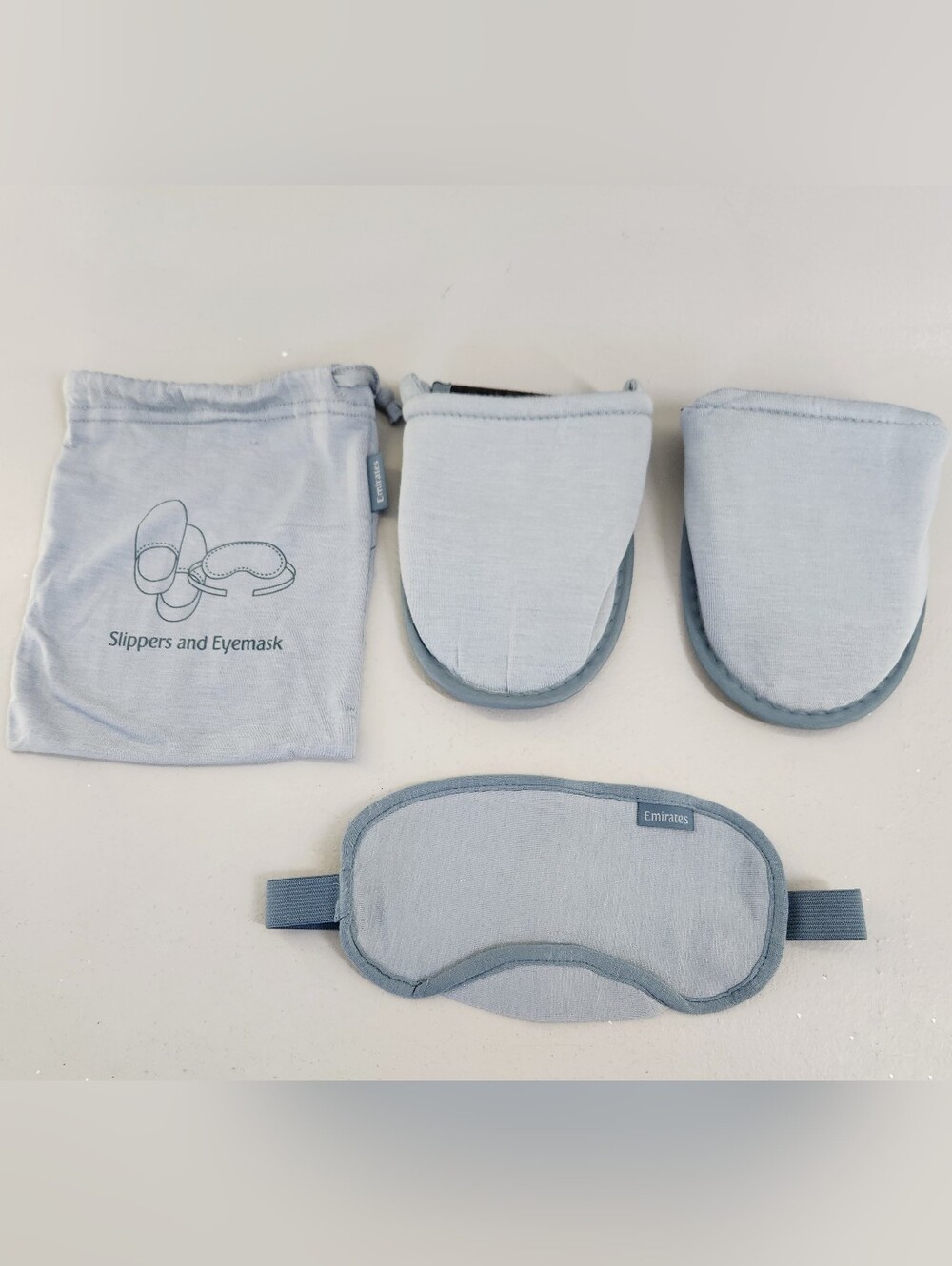 Emirates Slippers and Eyemask Set Unisex OS Light Blue Sustainable Travel Set
